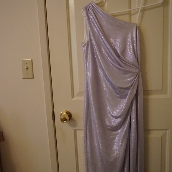 New Aidan Mattox Silver One Shoulder Formal Gown Size 2 - Picture 1 of 12